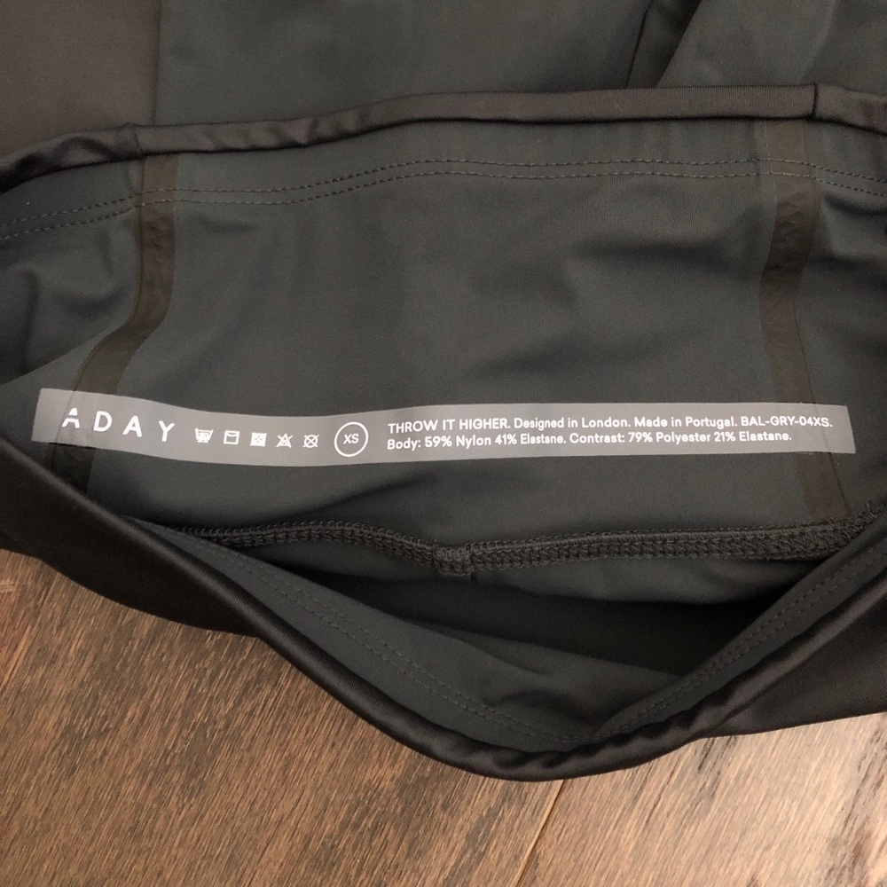 ADAY Throw It Higher High Waisted leggings - Picture 6 of 7